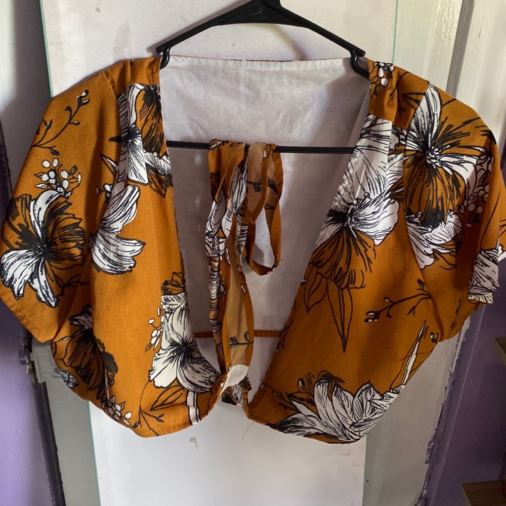 crop top with strings